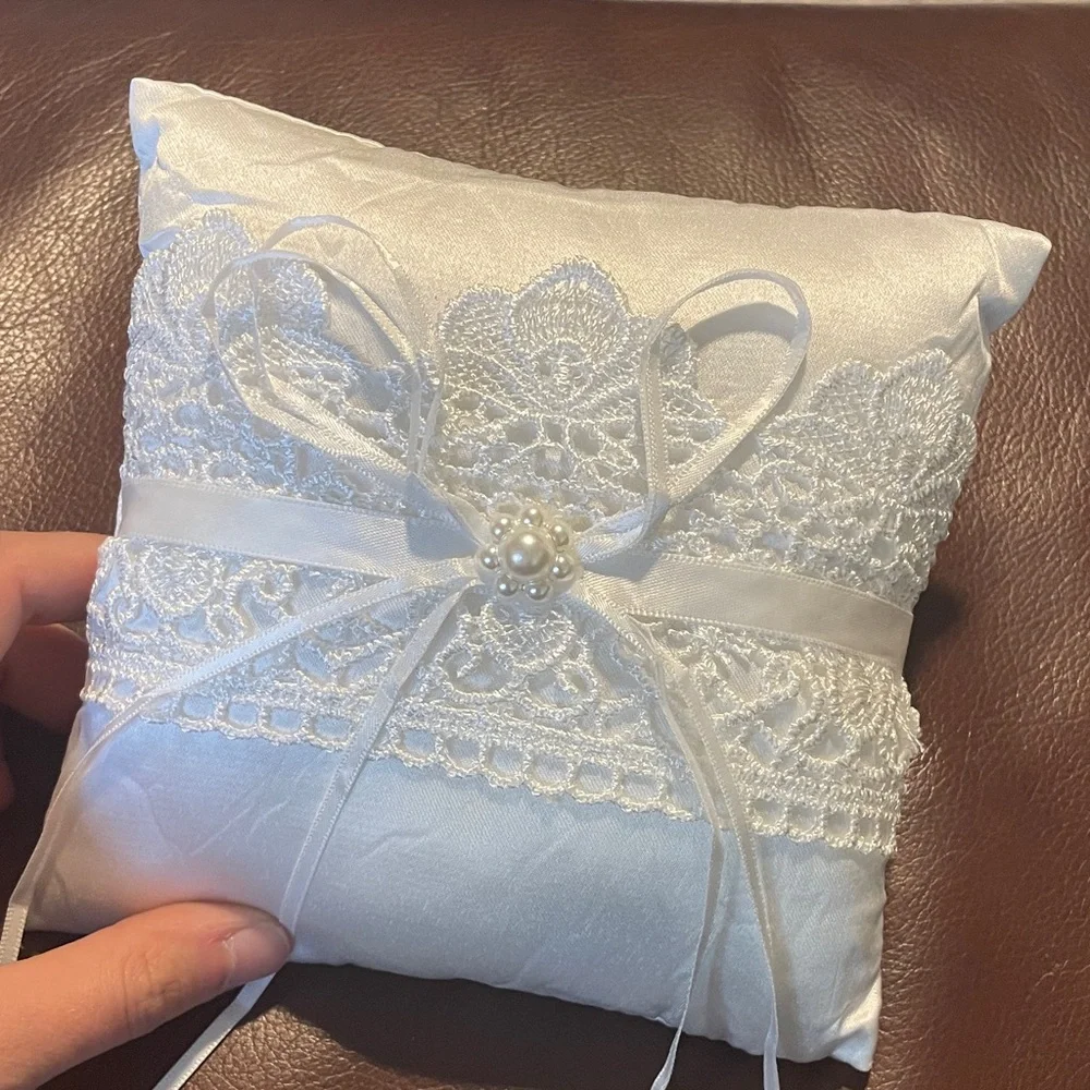 N/A elegant white
